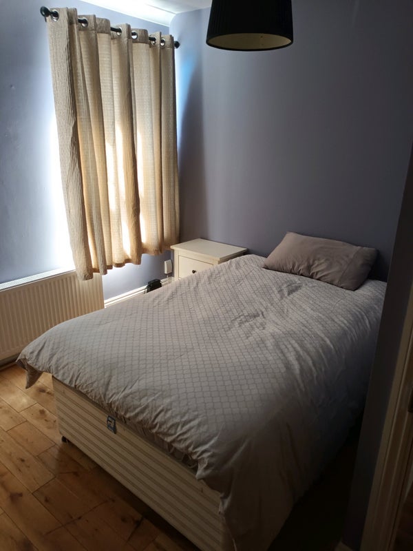 Room Romborough Gardens in Greater London