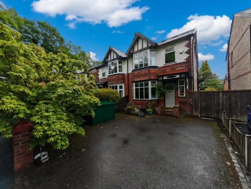 House Ferndale Avenue in Bramhall