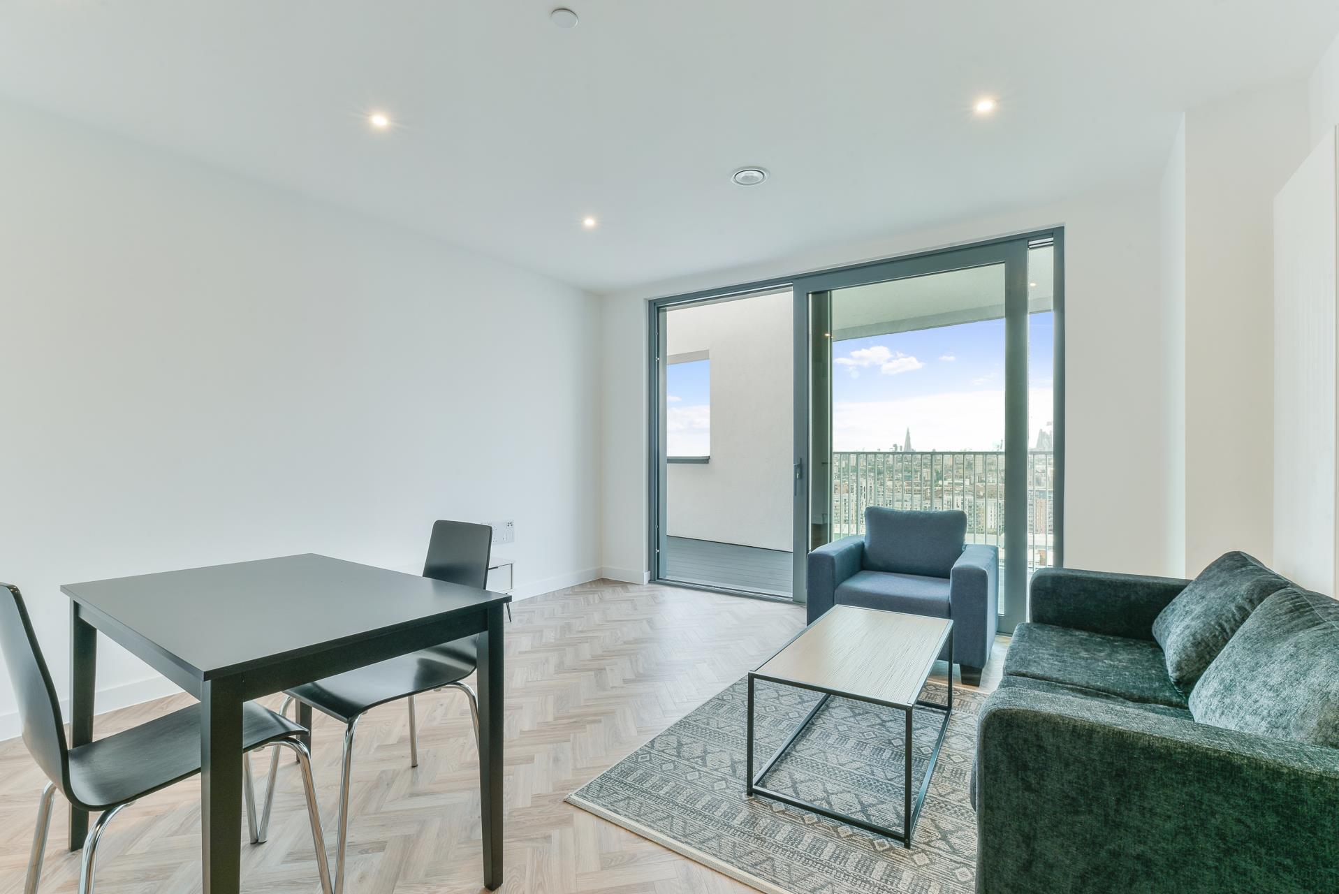 Flat Gillender Street in Greater London