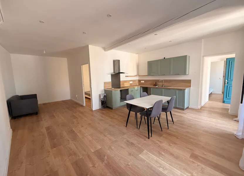 Appartement Rue Pierre et Marie Curie à Bouc-Bel-Air