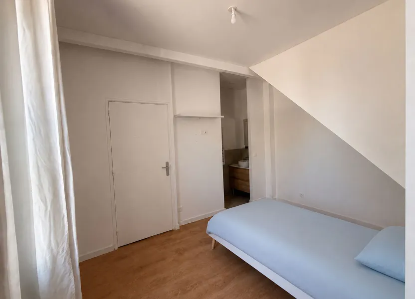 Appartement Rue Pierre et Marie Curie à Bouc-Bel-Air