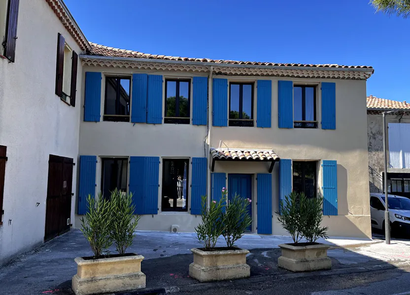 Appartement Rue Pierre et Marie Curie à Bouc-Bel-Air