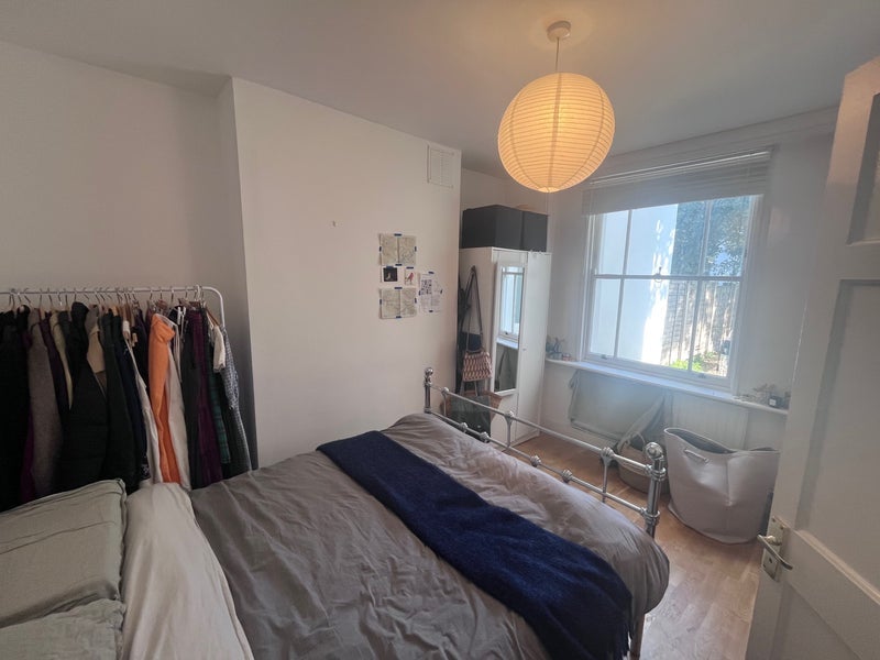 Room Tilney Gardens in Greater London