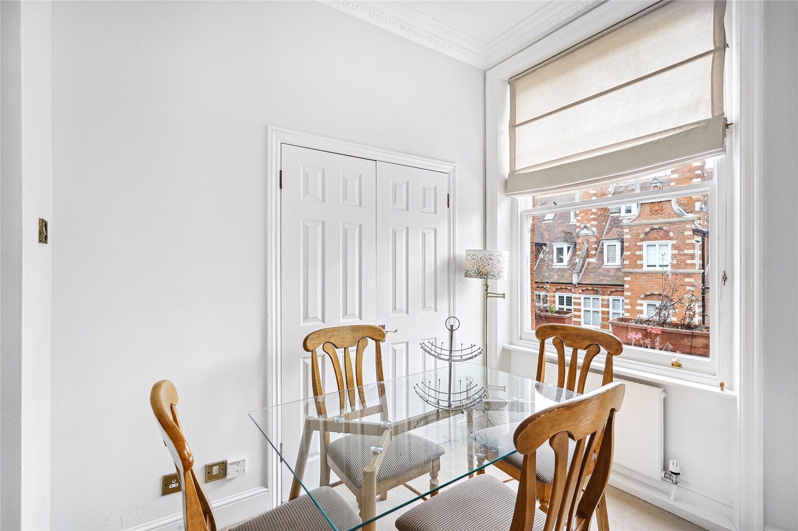 Flat Laverton Place in Greater London