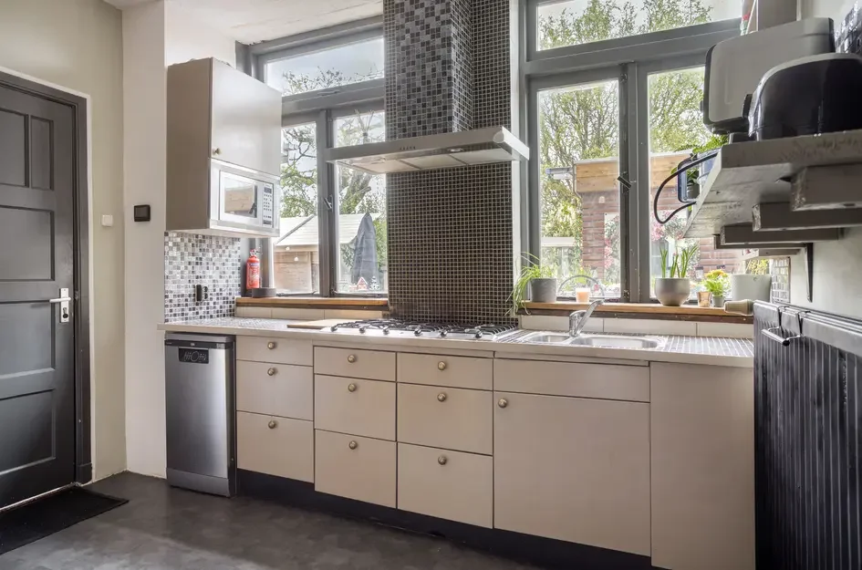 Twee-onder-één-kap te koop: 's-Gravendamseweg 6, Noordwijkerhout