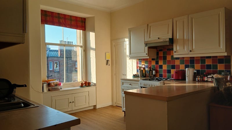 Room Macdowall Road in City of Edinburgh