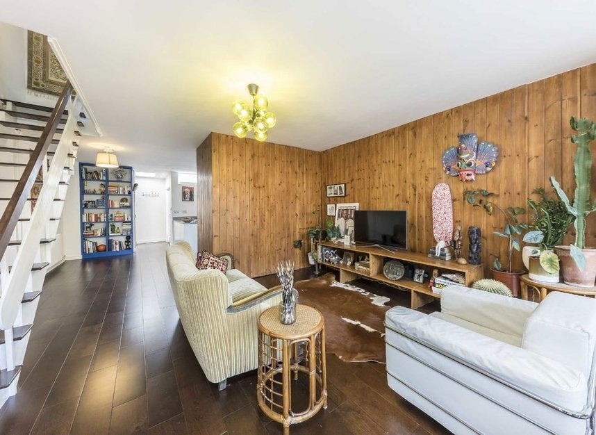 House Birch Close in Greater London