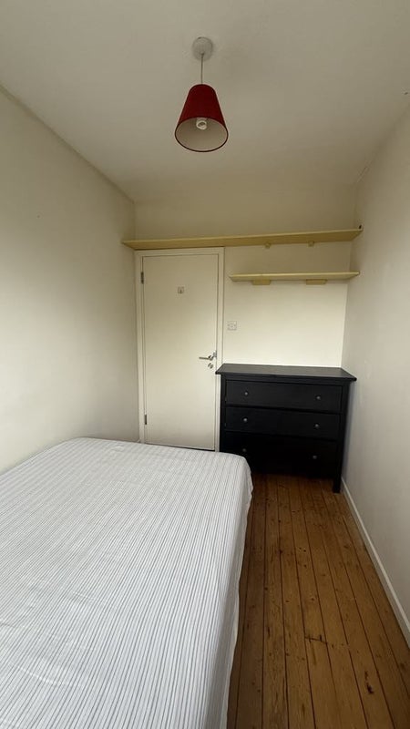 Room Augusta Walk in Greater London
