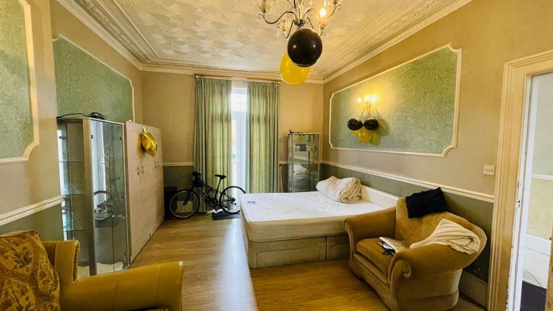 Room Windsor Road in Greater London
