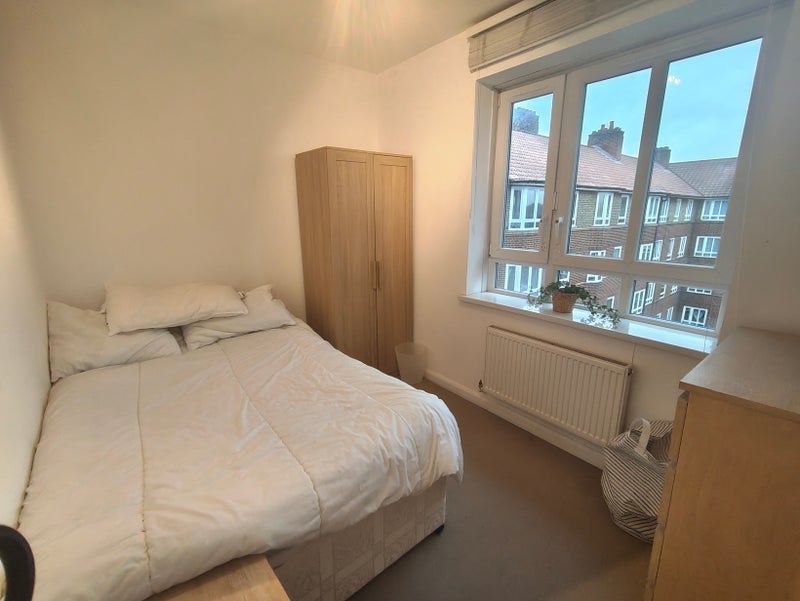 Room Palliser Road in Greater London