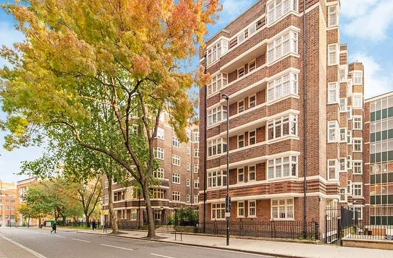 Flat Wakefield Street in Greater London