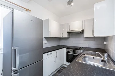 Flat Wakefield Street in Greater London
