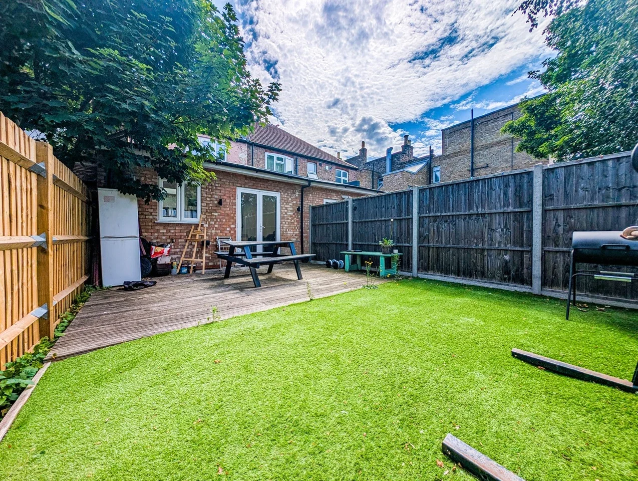 House Nursery Road in Greater London