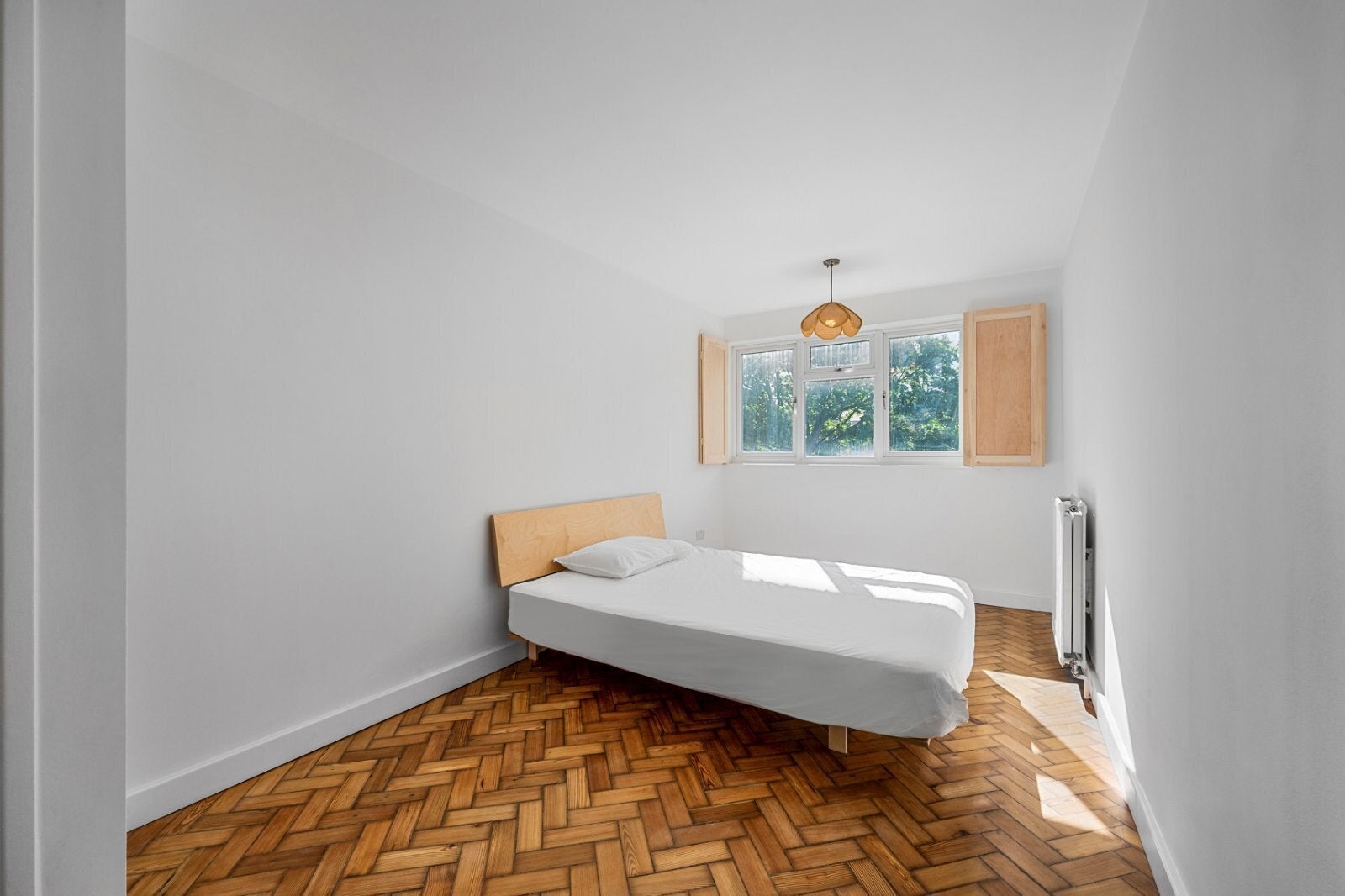 House Woodyard Close in Greater London