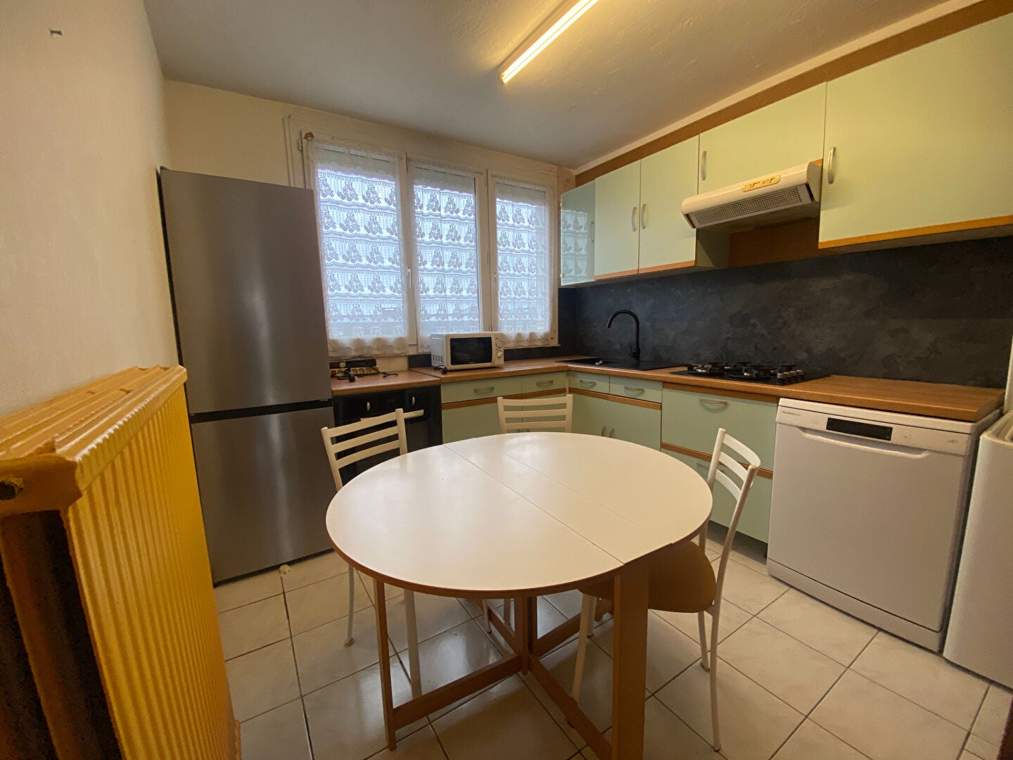 Appartement Place Léon Cassé à Corbeil-Essonnes