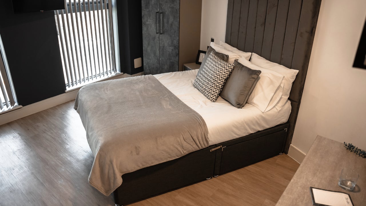 Room Hanley Street in Birmingham