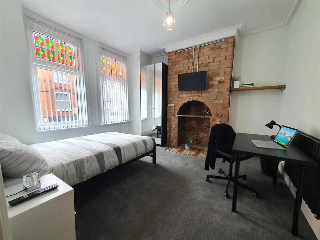 Flat Eldon Road in Birmingham