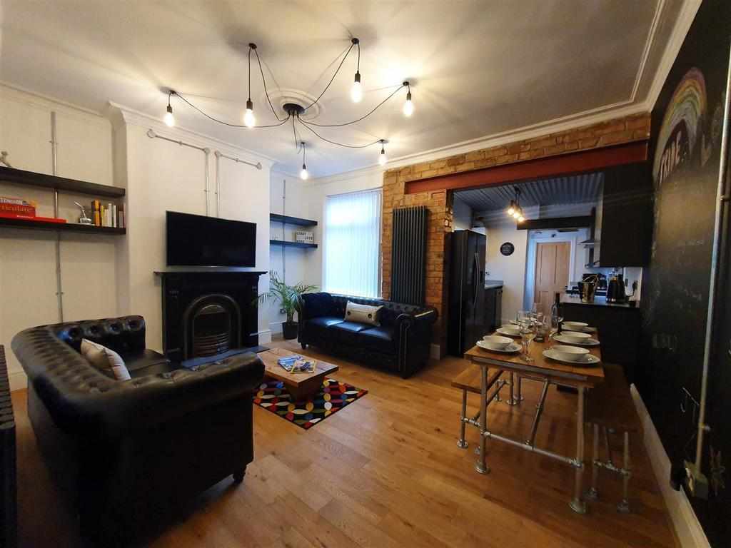 Flat Eldon Road in Birmingham