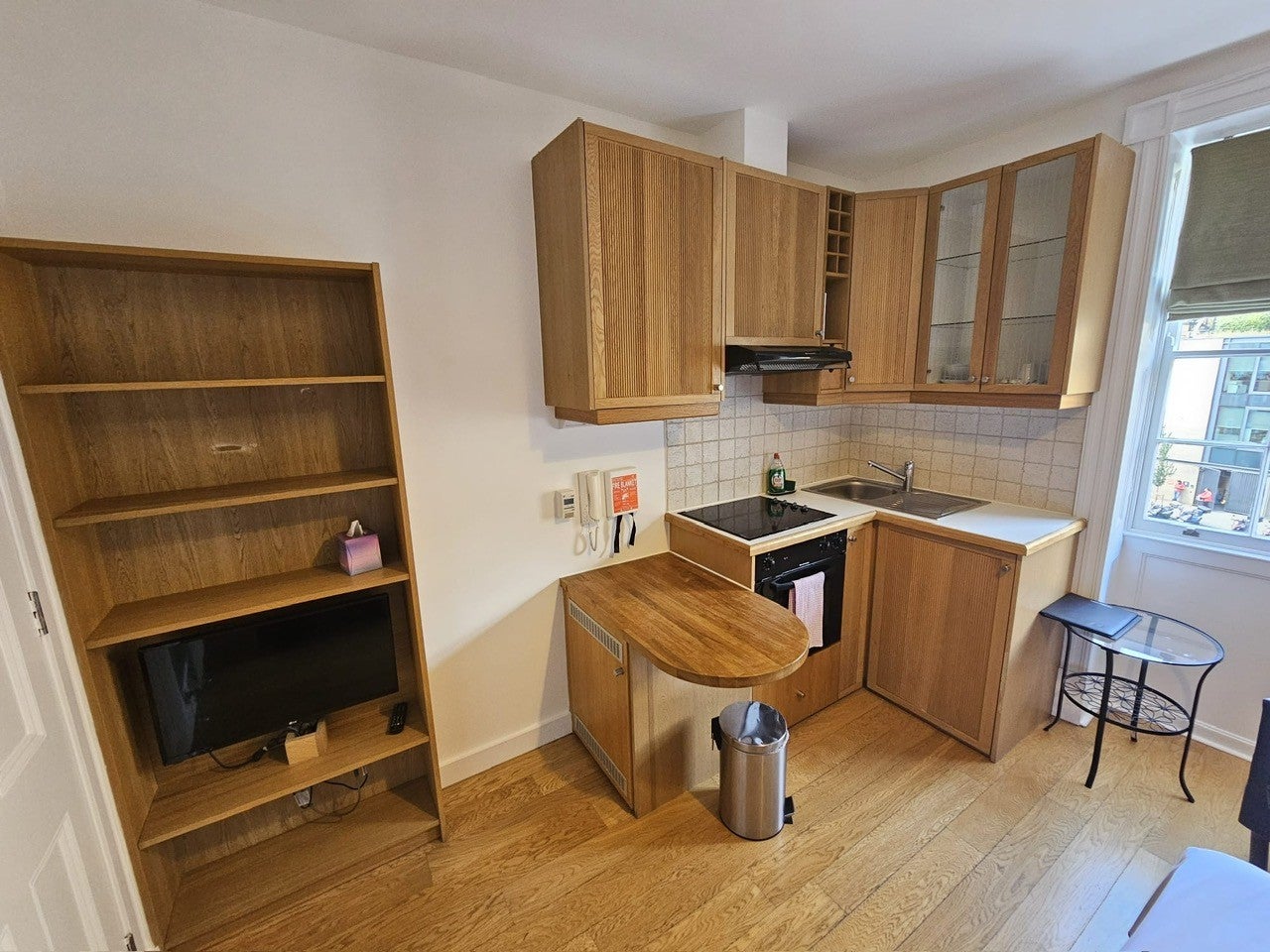 Flat Cartwright Gardens in Greater London