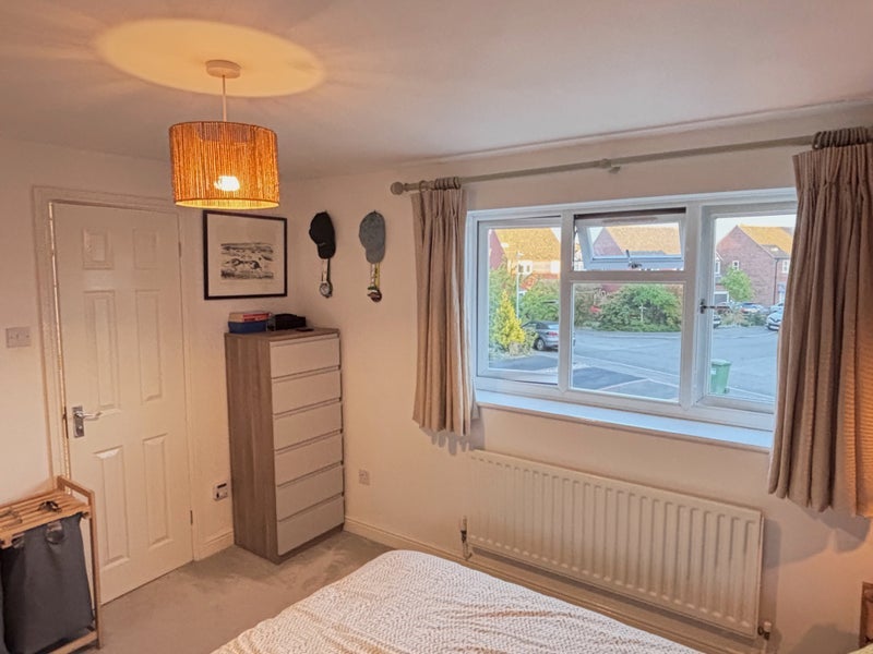 Room Lockheed Close in Royal Leamington Spa