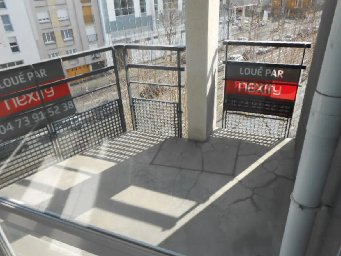 Flat Rue Toussaint Louverture in Clermont-Ferrand