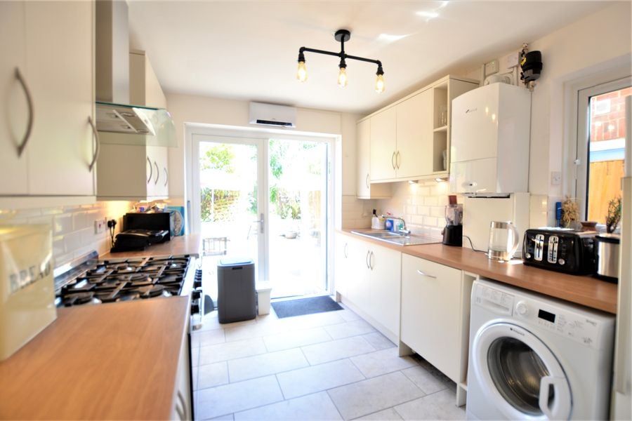 House Branksome Hill Road in Sandhurst