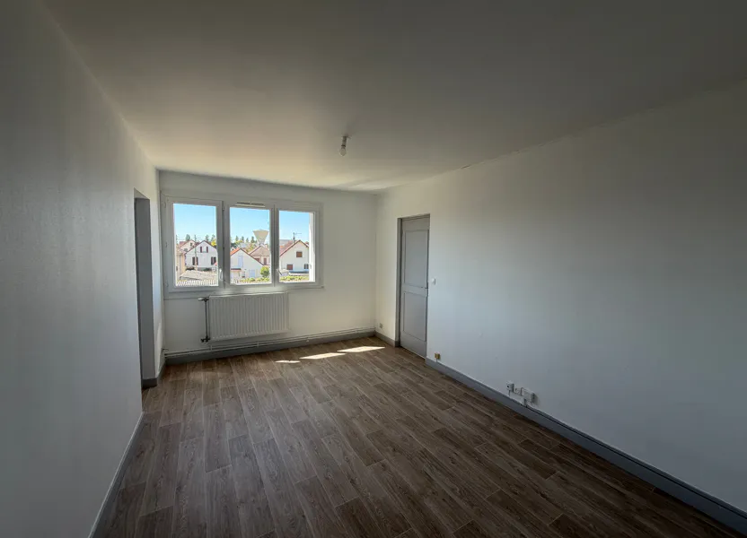 Flat Allée Pierre de Coubertin in Vierzon