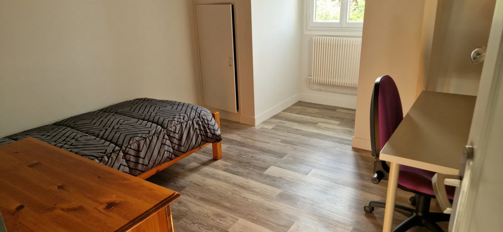 Room Rue des Capucines in Houilles