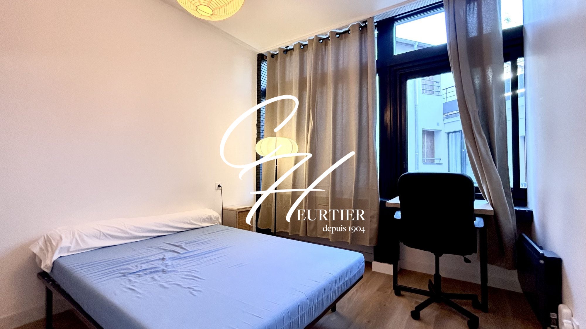 Room Boulevard de l'Esplanade in Grenoble