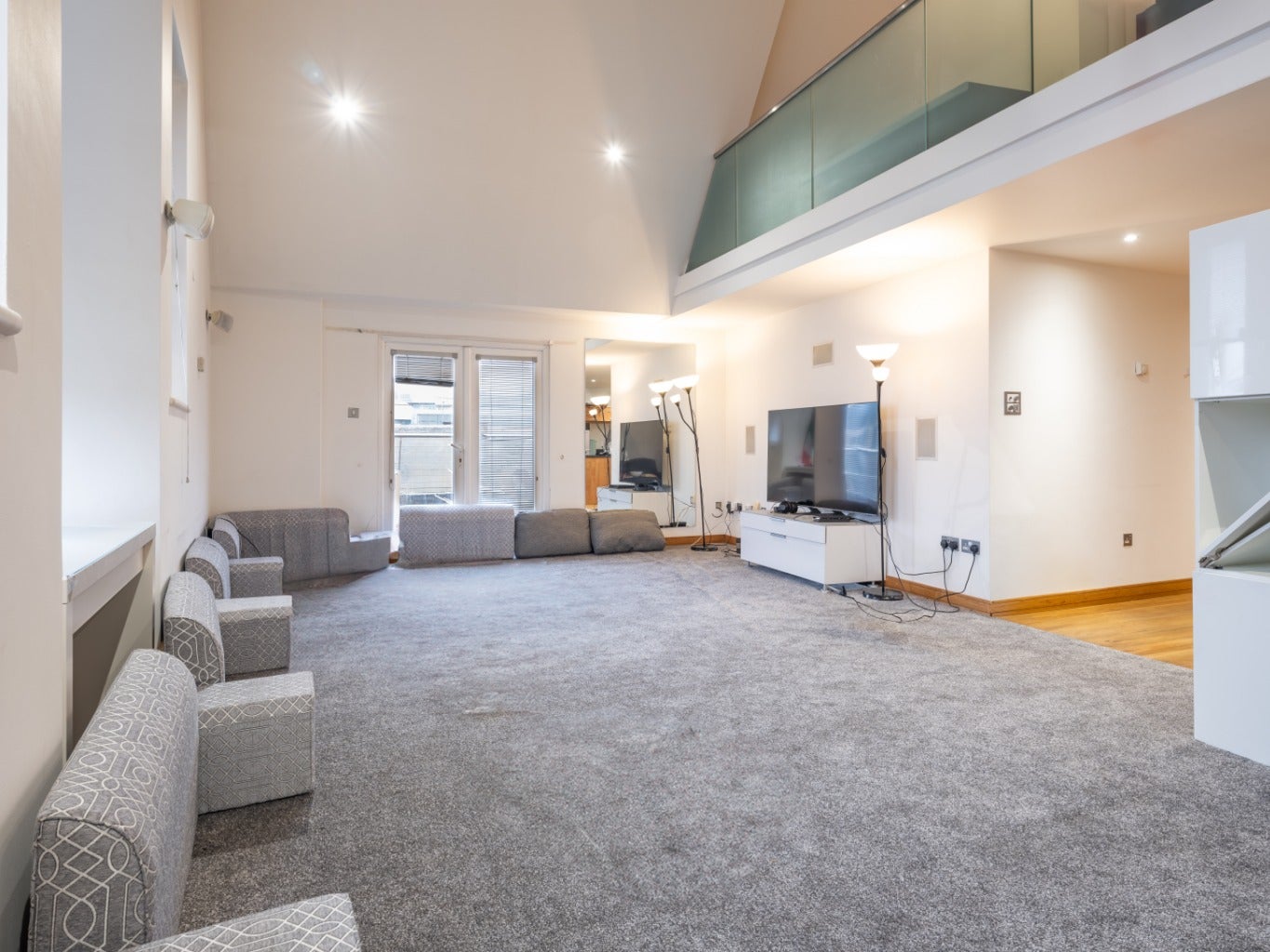 Flat Grainger Street in Newcastle upon Tyne