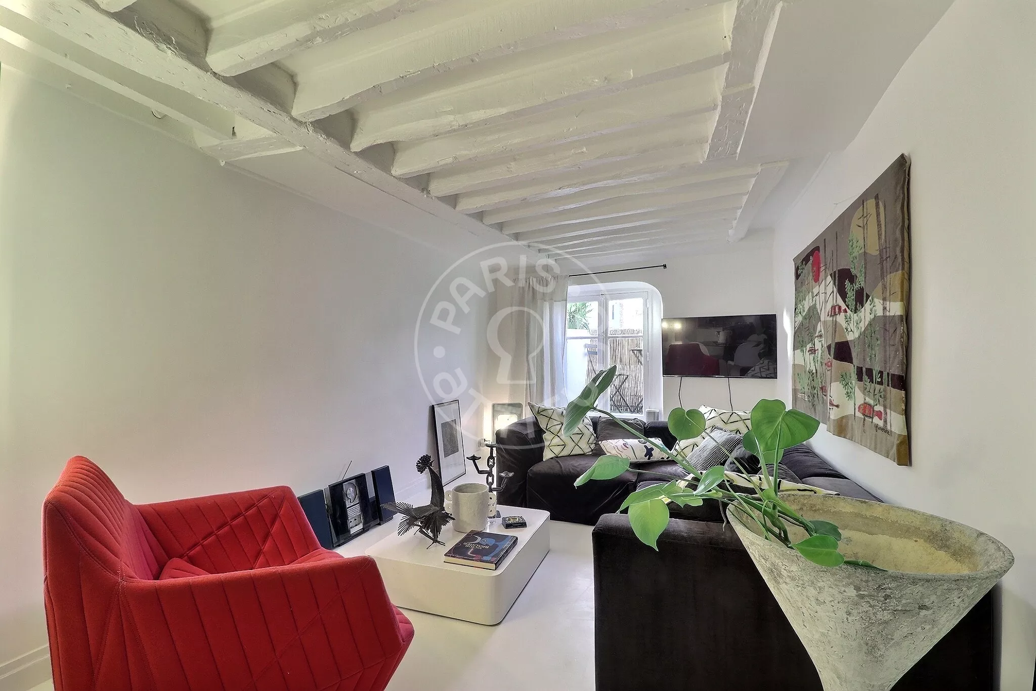 Appartement Rue des Vinaigriers à Paris