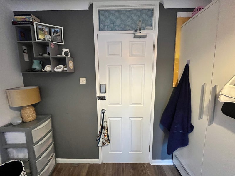 Room Esmeralda Road in Greater London