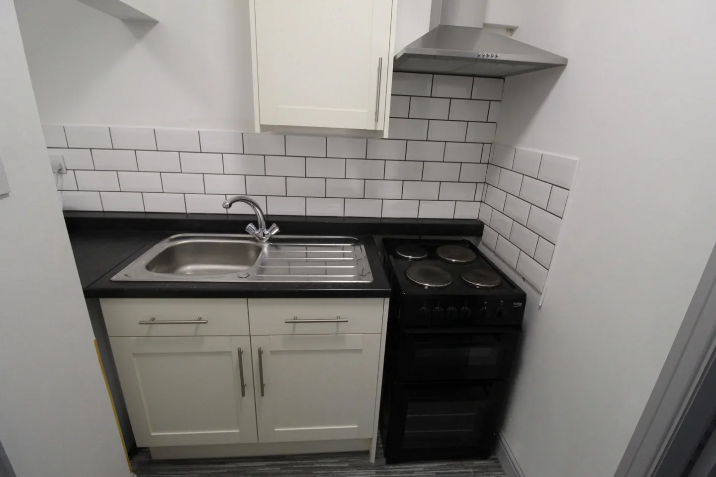 Room Carlton Street in Widnes