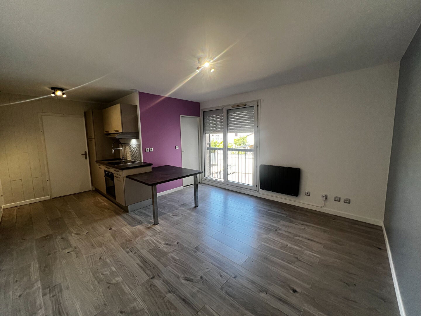 Flat Rue du Stade in Loyettes
