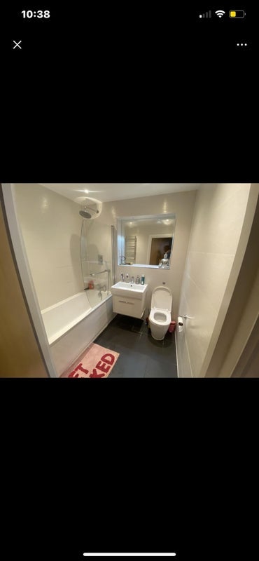 Room Pomeroy Street in Greater London