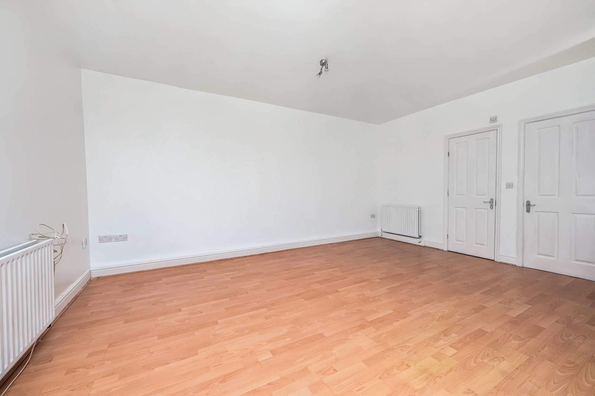 Flat Victoria Road in Rushmoor