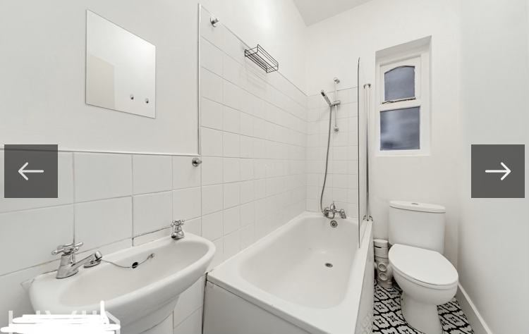 Room Elgin Road in Greater London