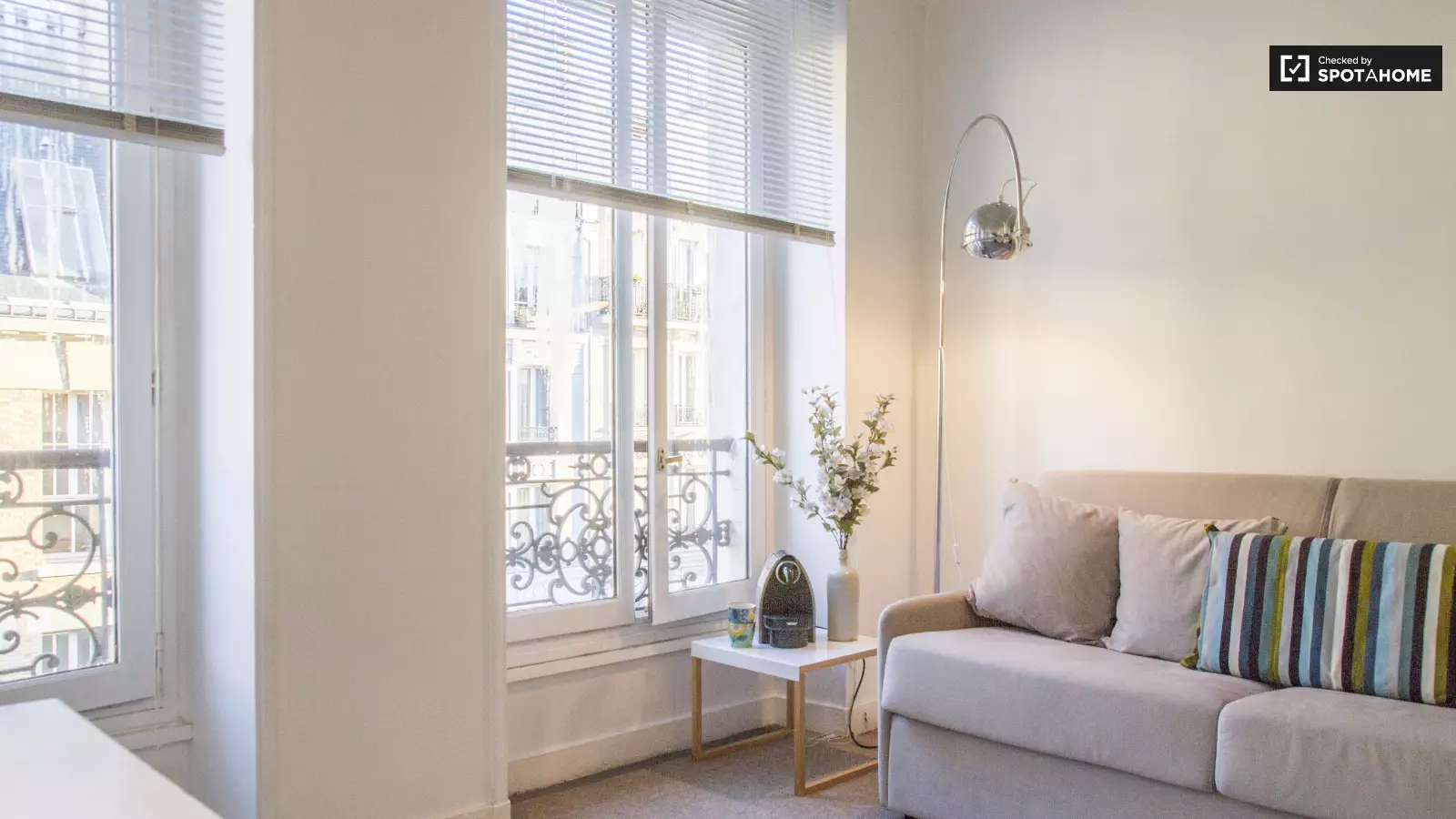 Flat Rue Broca in Paris