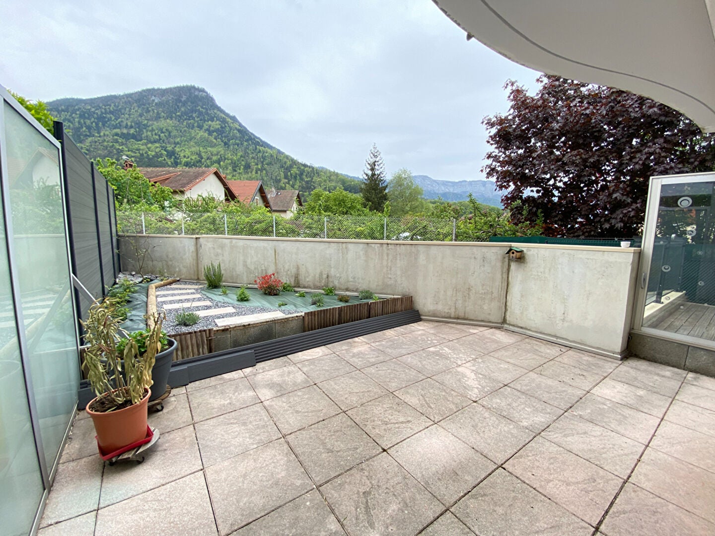 Flat Route d'Annecy in Faverges-Seythenex