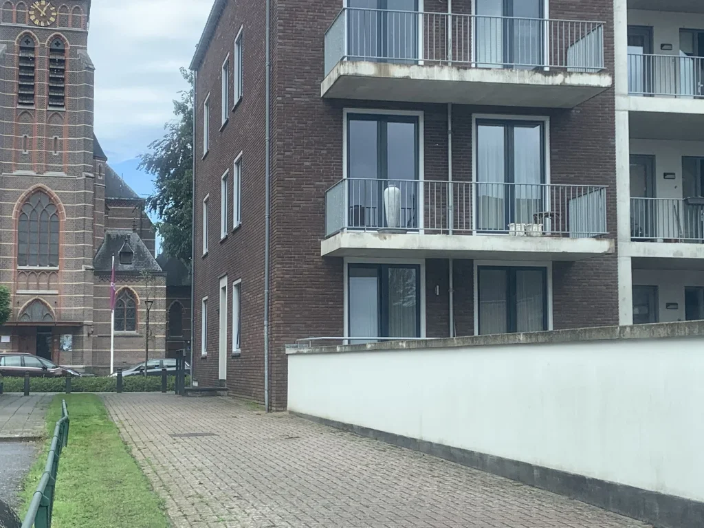 Huis Eindhovenseweg 66 in Waalre