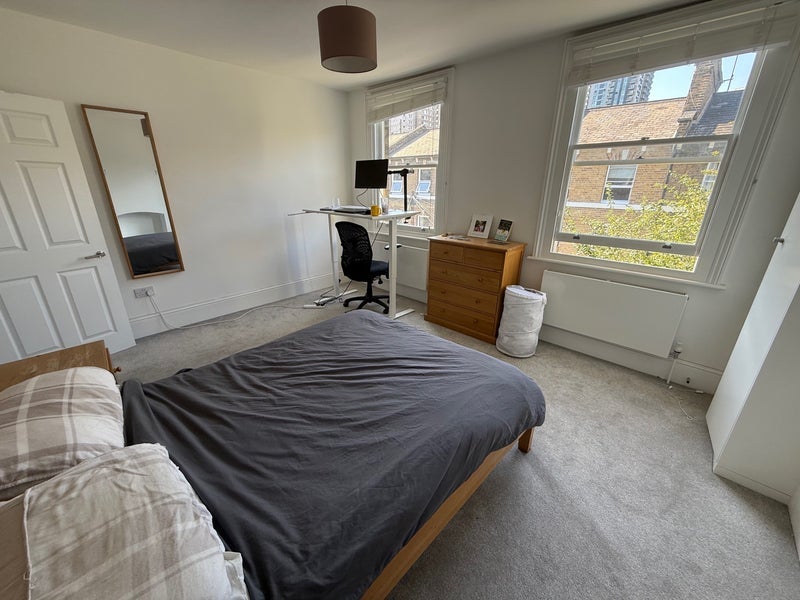 Room Charleston Street in Greater London