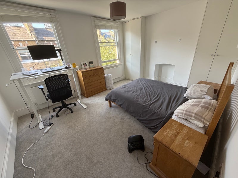 Room Charleston Street in Greater London