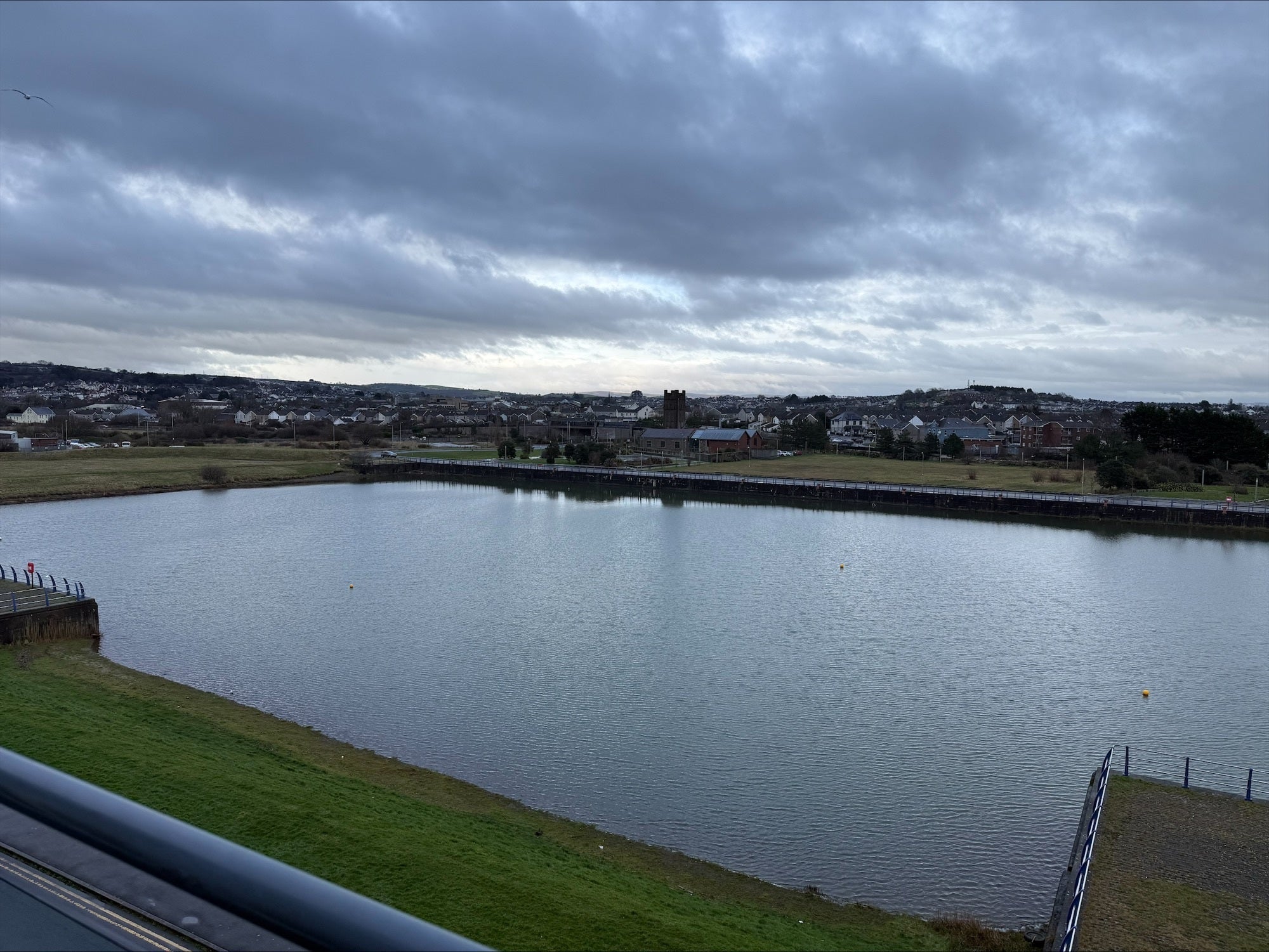 Flat Traeth Ffordd in Llanelli
