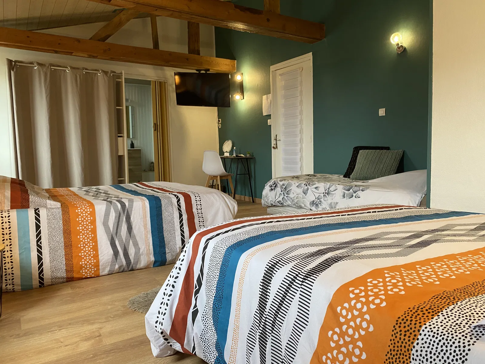 Room D 32 in Forest-Montiers
