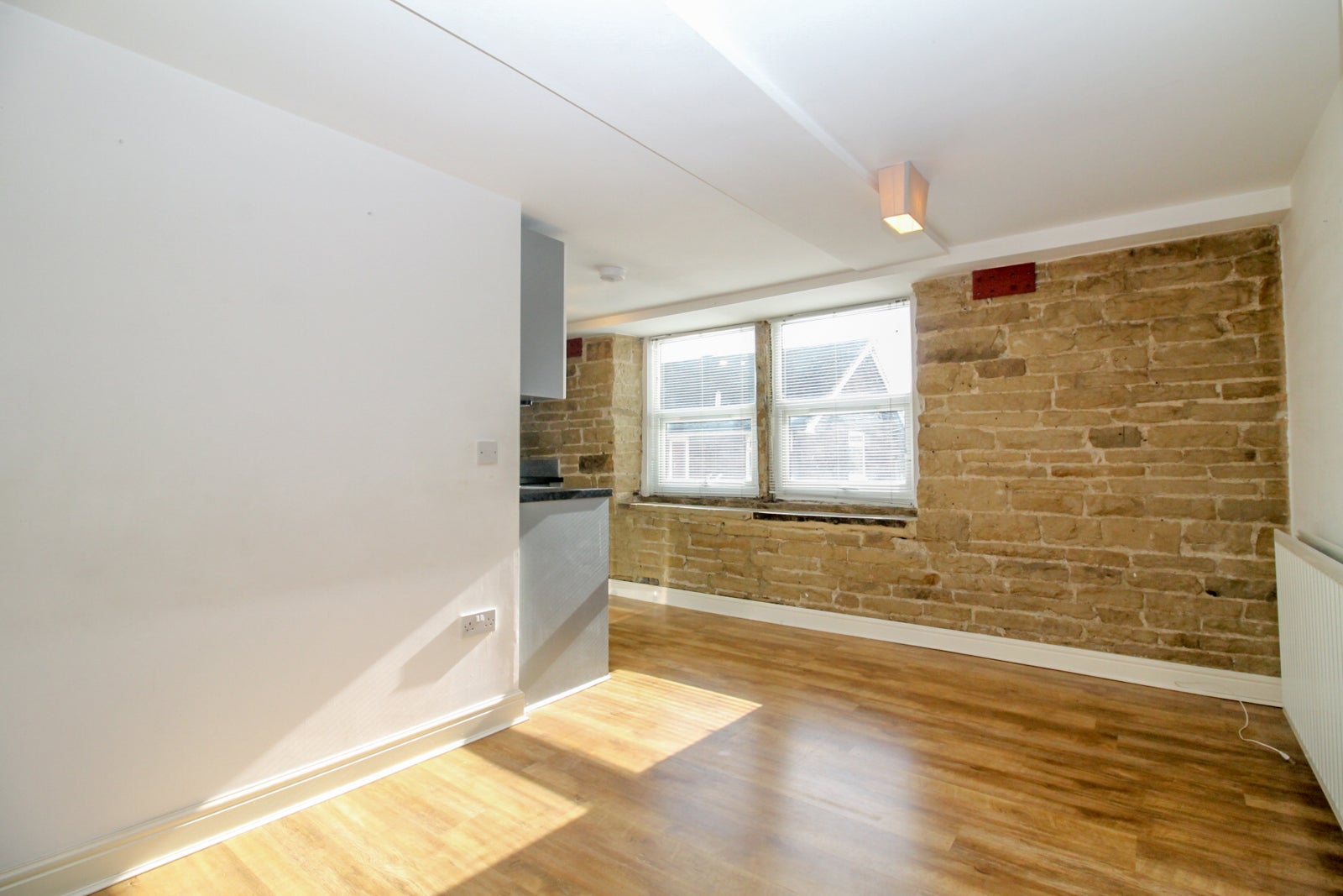 Flat Greenock Road in Leeds