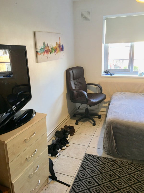 Room Bevill Square in Salford