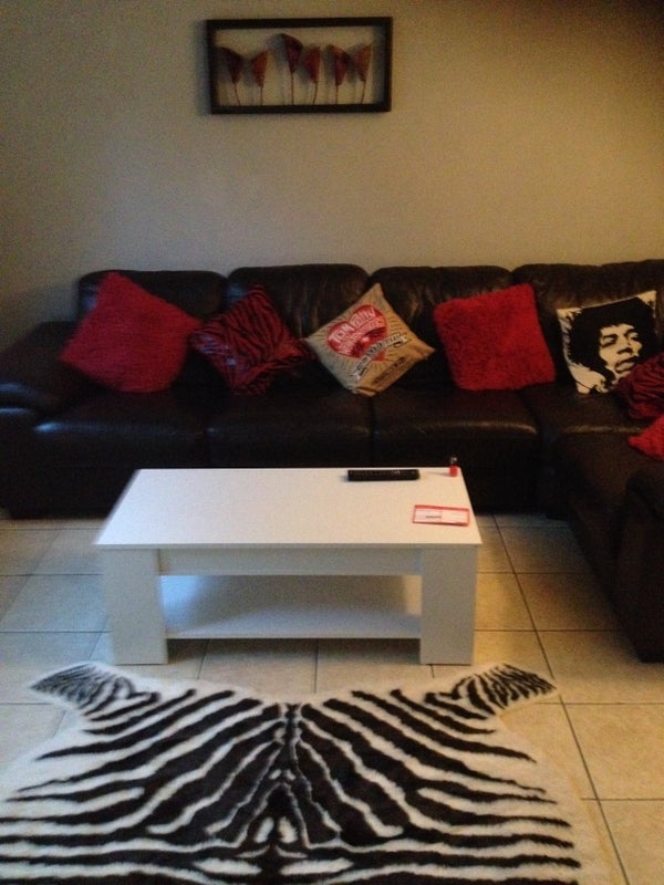 Room Bevill Square in Salford
