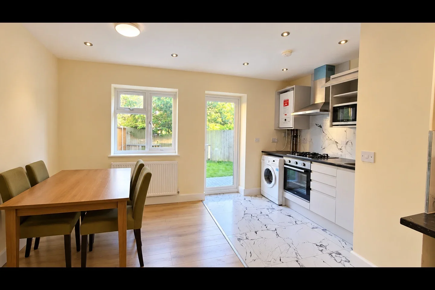 Flat Malvern Avenue in Greater London