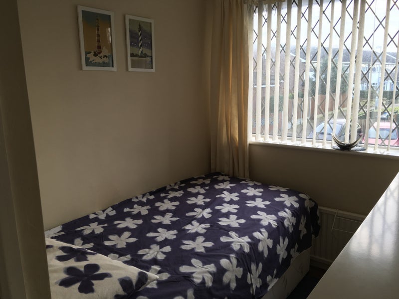 Room Harvin Grove in Tameside