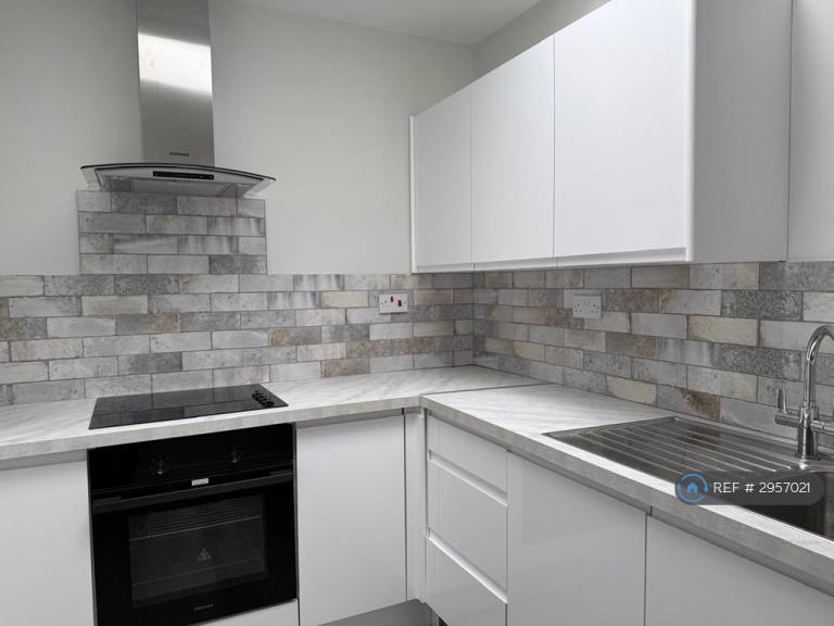 Flat Stretton Road in Harborough